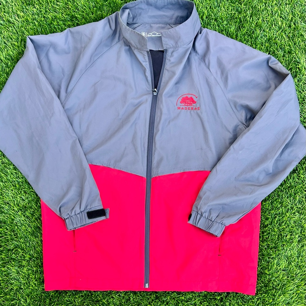 Sun Mountain Windwear Golf Jacket Full Zip “Maderas” Red/Gray - Men’s Sz Medium